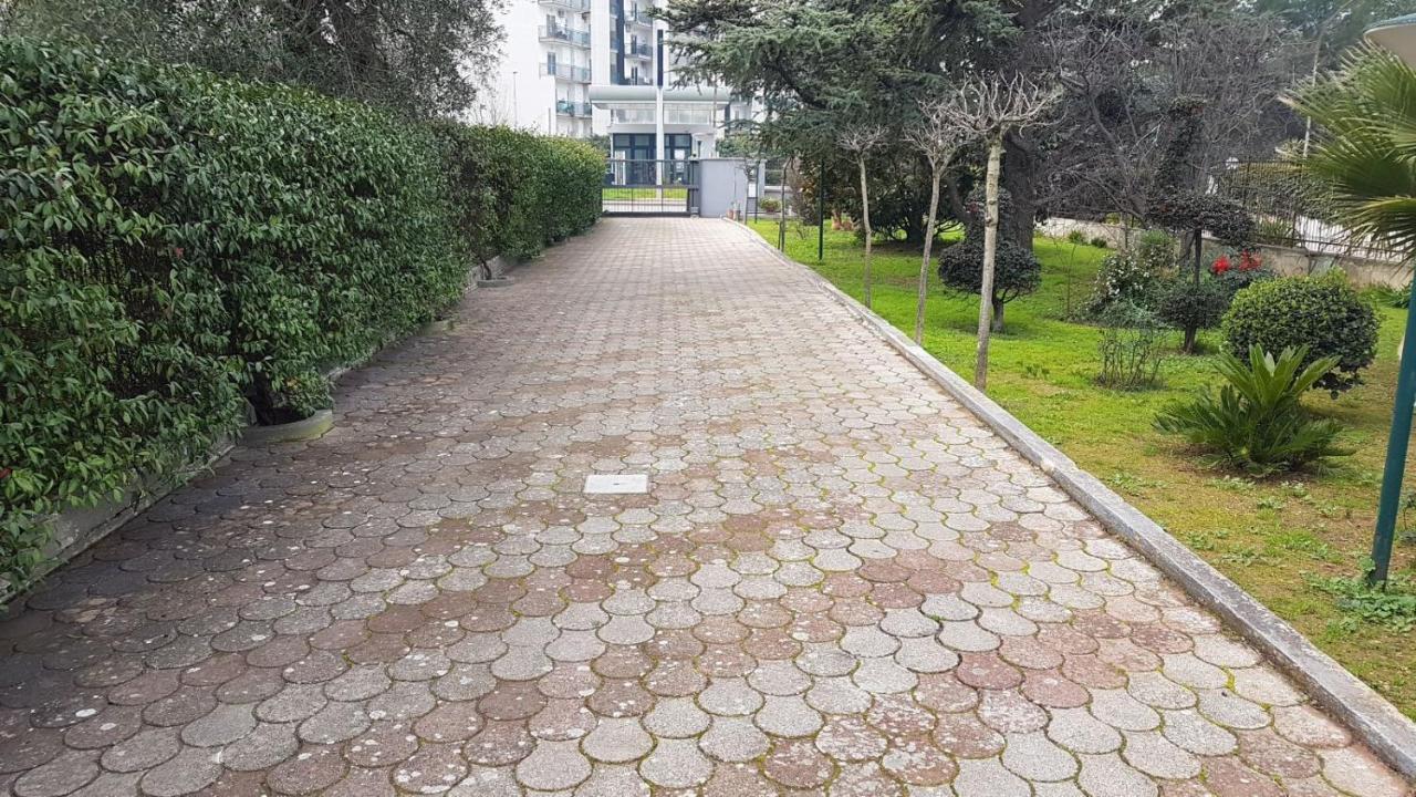 La Casetta Di Nives Bari Exterior foto